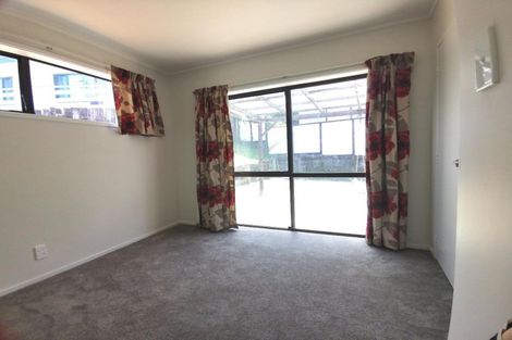 Photo of property in 1/23 Heron Place, Pakuranga Heights, Auckland, 2010