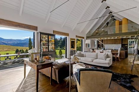 Photo of property in 10 Baird Lane, Lake Hayes, Queenstown, 9371