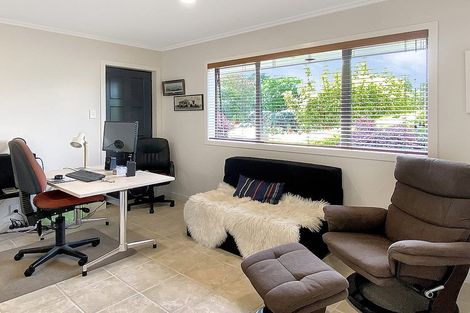 Photo of property in 21 Edkins Road, Kerikeri, 0230