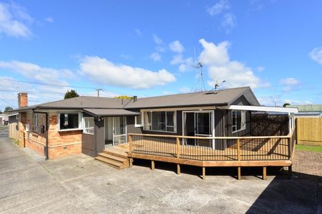 Photo of property in 32 Northolt Road, Fairview Downs, Hamilton, 3214