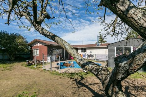 Photo of property in 62-62a Liverpool Crescent, Flaxmere, Hastings, 4120