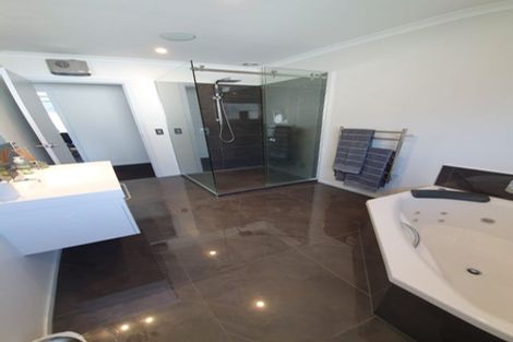 Photo of property in 87 Woburn Road, Woburn, Lower Hutt, 5010