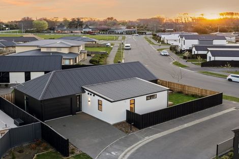 Photo of property in 1/1 Hebe Lane, Northwood, Christchurch, 8051