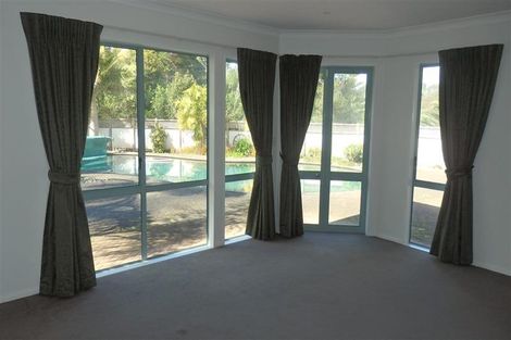 Photo of property in 21 Polo Prince Drive, Totara Park, Manurewa, 2576