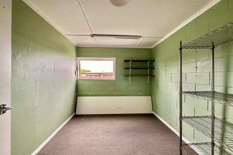 Photo of property in 54 Triangle Road, Massey, Auckland, 0614