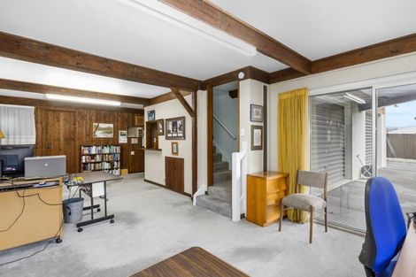 Photo of property in 16 Cornwall Street, Vauxhall, Dunedin, 9013