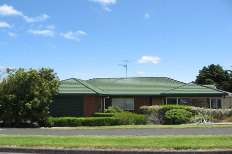 Photo of property in 32 Ngahere Road, Pukekohe, 2120