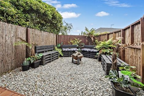 Photo of property in 3 Oldham Place, Darfield, 7510