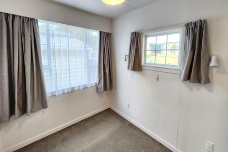 Photo of property in 32 Davies Road, Hurdon, New Plymouth, 4310