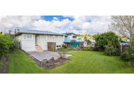 Photo of property in 27 Marsh Avenue, Forrest Hill, Auckland, 0620
