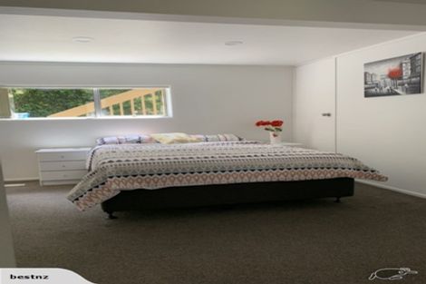 Photo of property in 32 Hythe Terrace, Mairangi Bay, Auckland, 0630