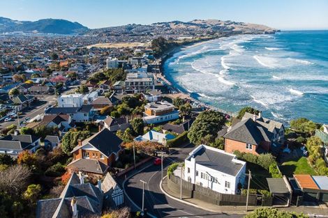 Photo of property in 19 Cliffs Road, Saint Clair, Dunedin, 9012