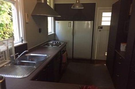 Photo of property in 26 Hampton Hill Road, Tawa, Wellington, 5028