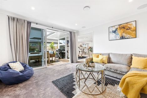 Photo of property in 32 Koropa Road, Flat Bush, Auckland, 2019