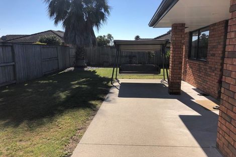 Photo of property in 111 Doncaster Drive, Papamoa Beach, Papamoa, 3118