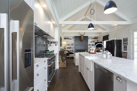 Photo of property in 32 Flynn Lane, Arrowtown, 9302