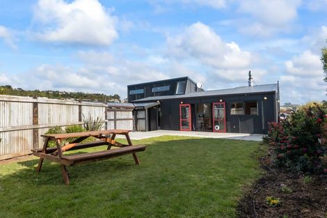 Photo of property in 7 Ayr Place, Papakowhai, Porirua, 5024