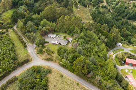 Photo of property in 102 Harrison Hill Road, Aokautere, Palmerston North, 4471