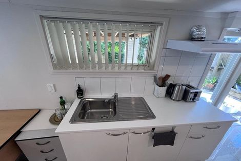 Photo of property in 1/13 Prospect Terrace, Milford, Auckland, 0620