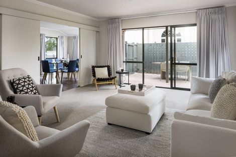 Photo of property in 24 Taylor Street, Cambridge, 3434