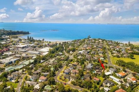 Photo of property in 2/39 Browns Bay Road, Browns Bay, Auckland, 0630