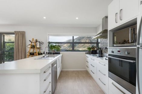 Photo of property in 15 Judge And Jury Drive, Lake Hayes, Queenstown, 9304