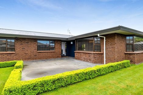 Photo of property in 74 Rata Street, Hawera, 4610