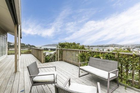 Photo of property in 2 Naughton Terrace, Kilbirnie, Wellington, 6022