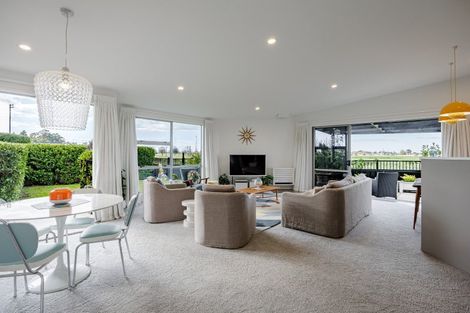 Photo of property in 48 Merlot Drive, Greenmeadows, Napier, 4112