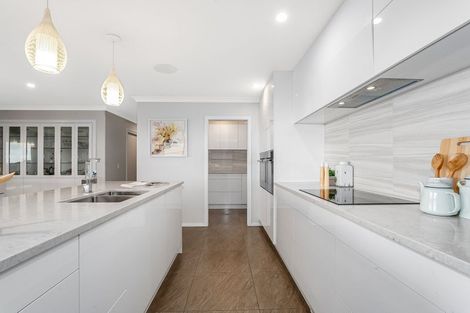 Photo of property in 14 Wangapeka Way, Aotea, Porirua, 5024