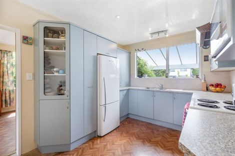 Photo of property in 128 Kahu Road, Paremata, Porirua, 5024