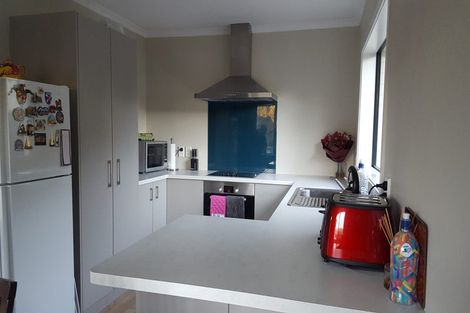 Photo of property in 38 Mcdougall Grove, Haywards, Lower Hutt, 5018