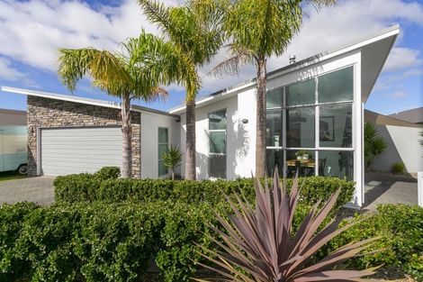 Photo of property in 16 Scott Drive, Nukuhau, Taupo, 3330