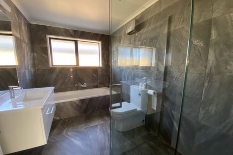 Photo of property in 9 Curtis Street, Woodend, 7610