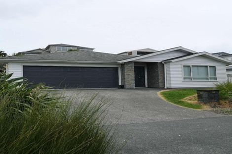 Photo of property in 27 Caldera Drive, Long Bay, Auckland, 0630