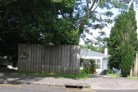 Photo of property in 19 Rowan Road, Epsom, Auckland, 1023