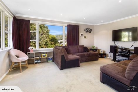 Photo of property in 1 Angell Street, Johnsonville, Wellington, 6037