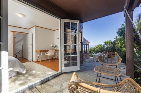 Photo of property in 101b Garden Road, Piha, New Lynn, 0772