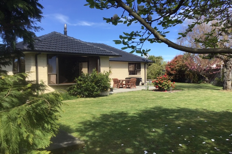 Photo of property in 12 Wolsey Place, Hillmorton, Christchurch, 8025