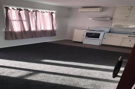 Photo of property in 37 Kapiti Road, Paraparaumu, 5032