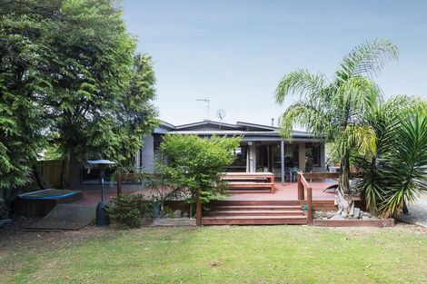 Photo of property in 1 Maxwells Line, Awapuni, Palmerston North, 4412