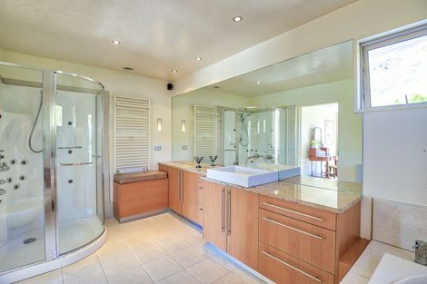 Photo of property in 17 Foxglove Heights, Wanaka, 9305