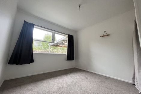 Photo of property in 52 Stottholm Road, Titirangi, Auckland, 0604