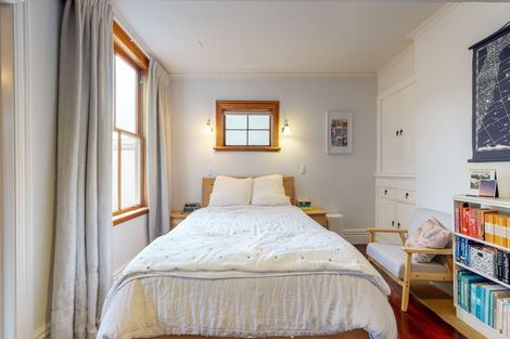 Photo of property in 16 Stafford Street, Mount Victoria, Wellington, 6011