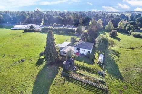 Photo of property in 671 Karaka Road, Karaka, Papakura, 2580