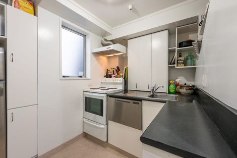 Photo of property in 8/27 Drummond Street, Mount Cook, Wellington, 6021