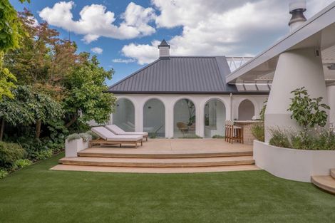 Photo of property in 93 Carlton Mill Road, Merivale, Christchurch, 8014