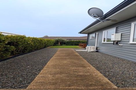 Photo of property in 12 Aro Mato Place, Huapai, Kumeu, 0810