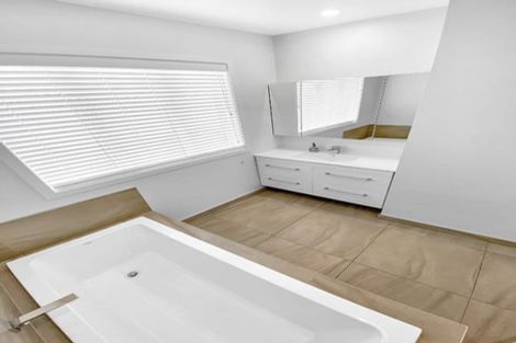 Photo of property in 24 Kaituna Place, Te Awa, Napier, 4110