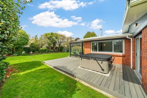 Photo of property in 1a Bracken Street, Wallaceville, Upper Hutt, 5018